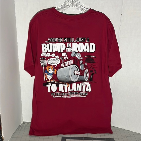 Gildan Red Graphic Short Sleeve Tee - Picture 2 of 10